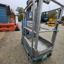 2014 Genie GR-20 Self-Propelled One-Person Lift