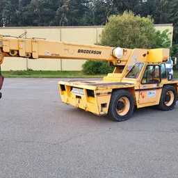 2013 Broderson IC-200-3H