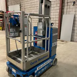 2018 Genie GR-20 Self-Propelled One-Person Lift