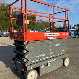2017 Skyjack SJIII4740 Scissor Lift