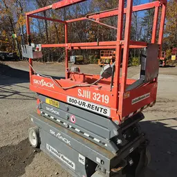 2018 Skyjack SJIII3219 Scissor Lift