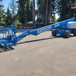 2016 Genie S-85 Boom Lift