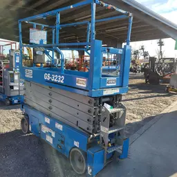 2017 Genie GS-3232 Scissor Lift