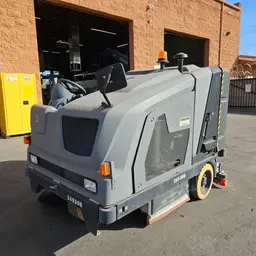 2021 KARCHER B 300 RI LPG Scrubber
