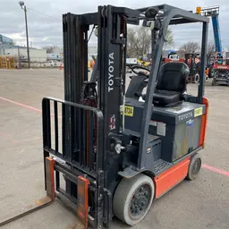 2018 Toyota 8FBCU25 Warehouse Forklift