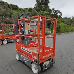 2016 Skyjack SJ16 Self-Propelled One-Person Lift