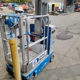 2017 Genie GR-20 Self-Propelled One-Person Lift