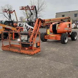 2011 JLG 600AJ Articulating Boom Lift