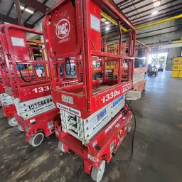 2018 MEC 1330SE Scissor Lift