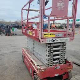 2017 MEC 4046SE Scissor Lift
