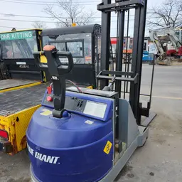 2012 BLUE GIANT BGL30-130 Warehouse Forklift