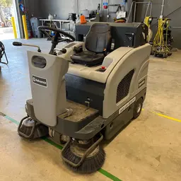 2022 Clarke SW4000 49 Sweeper