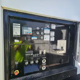2015 Cummins C300D6R WOG Diesel Generator