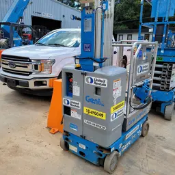 2016 Genie GR-20 Self-Propelled One-Person Lift