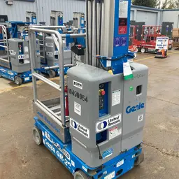 2016 Genie GR-20 Self-Propelled One-Person Lift