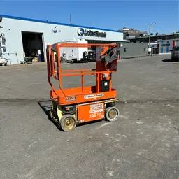 2013 JLG 1230ES Self-Propelled One-Person Lift