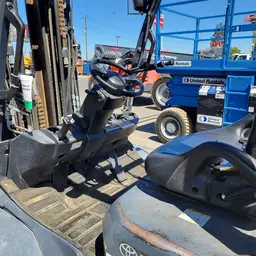 2018 Toyota 8FG45U Warehouse Forklift