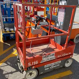 2017 Skyjack SJ16 Self-Propelled One-Person Lift