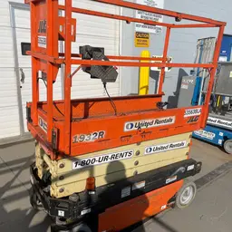 2017 JLG 1932R Scissor Lift