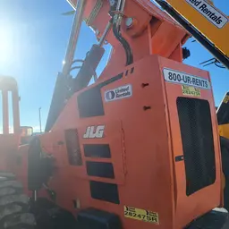 2017 SKYTRAK 8042 Forklift