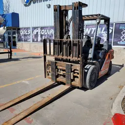 2018 Toyota 8FD35U Warehouse Forklift