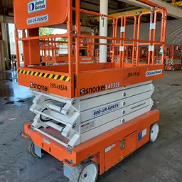 2018 Snorkel S4732E Scissor Lift