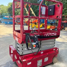 2018 MEC 1330SE Scissor Lift