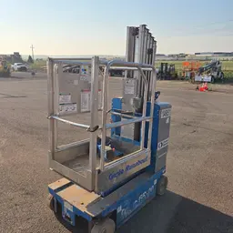 2016 Genie GR-20 Self-Propelled One-Person Lift