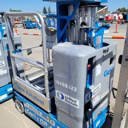 2016 Genie GR-15 Self-Propelled One-Person Lift