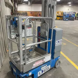 2016 Genie GR-20 Self-Propelled One-Person Lift