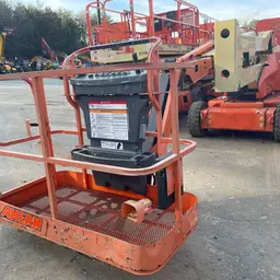 2014 JLG E450AJ Articulating Boom Lift