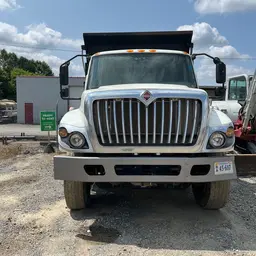 2020 International 7400SBA6X4 Truck