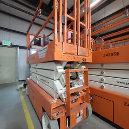 2018 Snorkel S3226E Scissor Lift