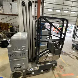 2017 JLG 20MVL Self-Propelled One-Person Lift