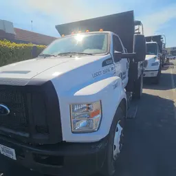 2019 Ford F-750 GAS Truck