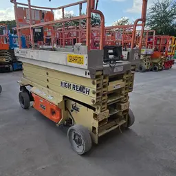 2015 JLG 2646ES Scissor Lift