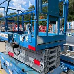 2017 Genie GS-3246 Scissor Lift