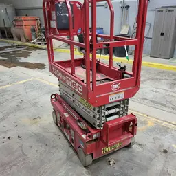 2017 MEC 1330SE Scissor Lift