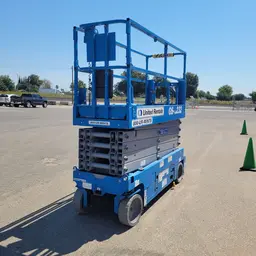 2018 Genie GS-3232 Scissor Lift