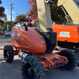 2015 JLG 600AJN Articulating Boom Lift
