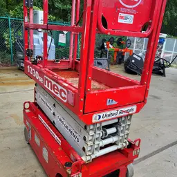 2018 MEC 1330SE Scissor Lift