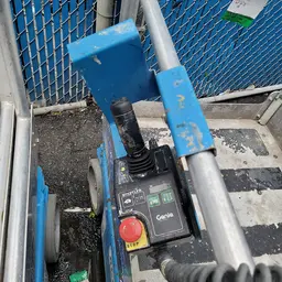 2017 Genie GR-20 Self-Propelled One-Person Lift