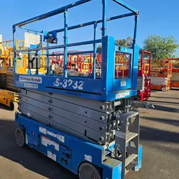 2017 Genie GS-3232 Scissor Lift