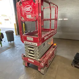 2018 MEC MICRO 19 Scissor Lift