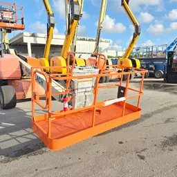 2015 JLG 400S Boom Lift