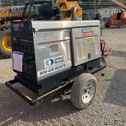 2019 Lincoln Electric VANTAGE 549 Welder