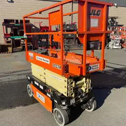 2017 JLG 1932R Scissor Lift
