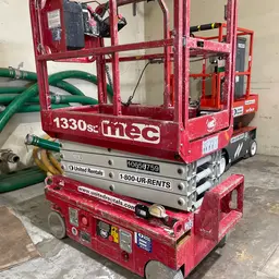 2017 MEC 1330SE Scissor Lift