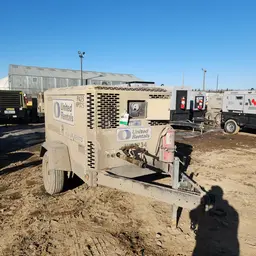 2021 Doosan P425/HP375WCU Air Compressor