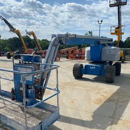 2016 Genie Z-80/60J Articulating Boom Lift